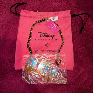 Disney x Betsey Johnson Evil Queen Necklace NWT